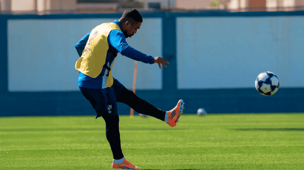 الهلال قبل مواجهة الشارقة