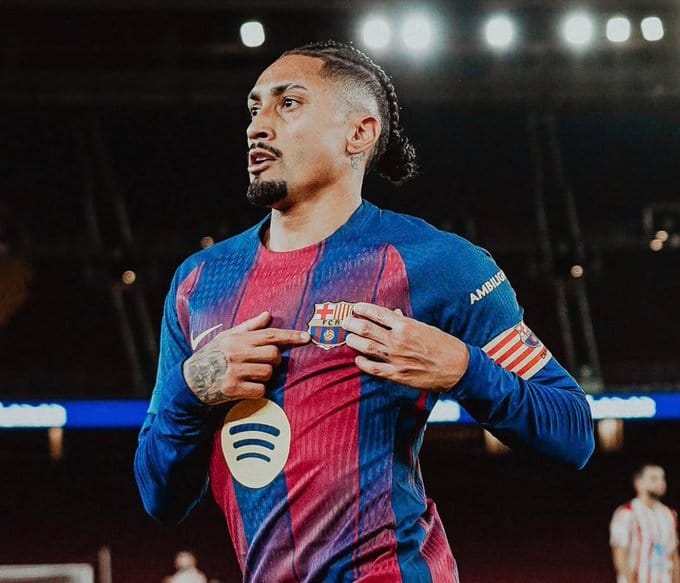 رافينيا افضل لاعب